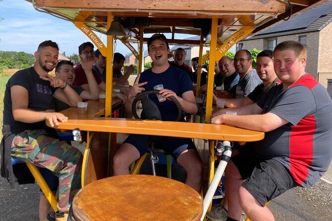 Private Beer Bike Tour in Hotton in the Belgian Ardennes - The show-performer sets the tone