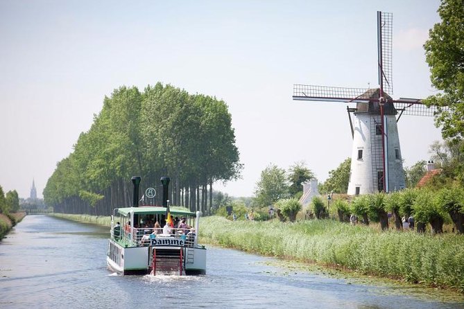 Private Bruges Countryside Cycling Tour to Damme with Guided Walk - Minnewater Lake and the first view of Bruges