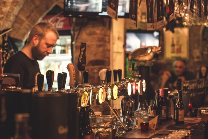 Private: Discover Bruges beers & brewery with chocolate pairing by a young local - A Belgian beer library at ’t Brugs Beertje