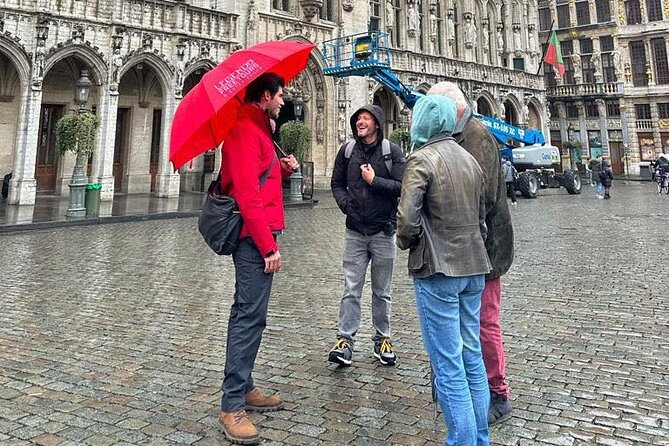 Private Historical Tour: Highlights of Brussels - La Monnaie connects architecture with opera