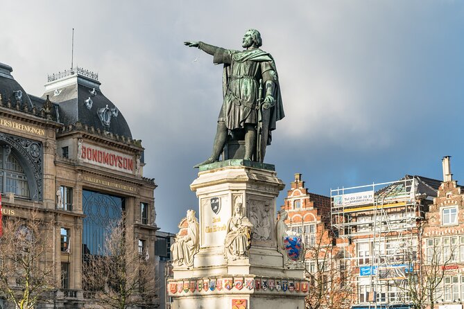Private Historical Tour: The Best of Ghent - Town Hall and the city’s major conflict