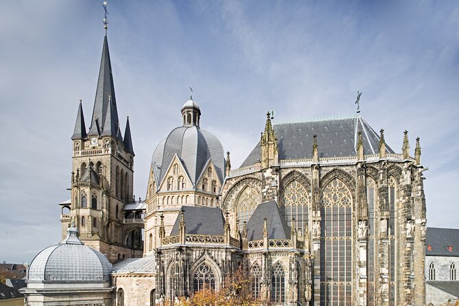 Small Group Liège to Aachen to Maastricht Border Crossing Tour - The Three-Country Point and lunch across borders