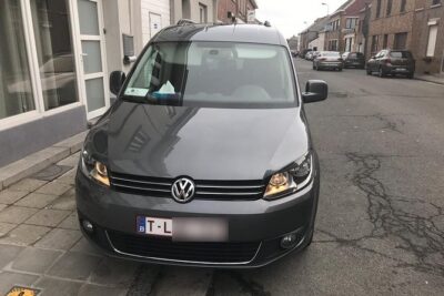 Standard vehicle from Brussels airport to city of Antwerp