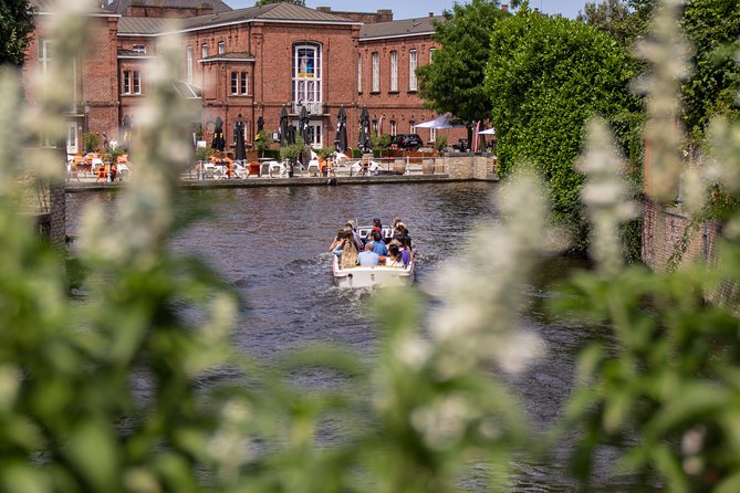 THE Storytelling Tour of Bruges | First Day Must | History & Tips - The Bruges Beer Experience and a taste of local life