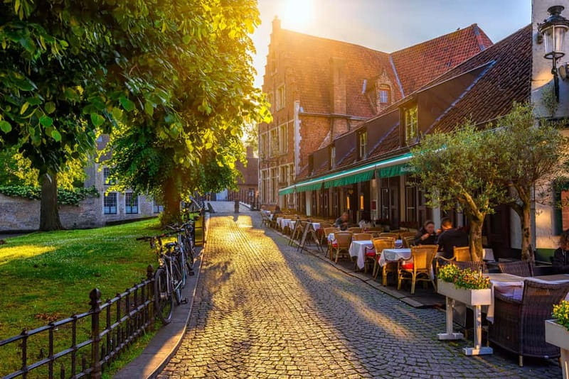 Top Highlights of Bruges from Zeebrugge Port - Beguinage and the Lake of Love