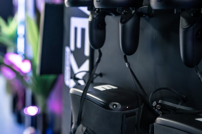 Virtual reality adventure in Brussels in Virtual Zone - Why the open room changes the experience