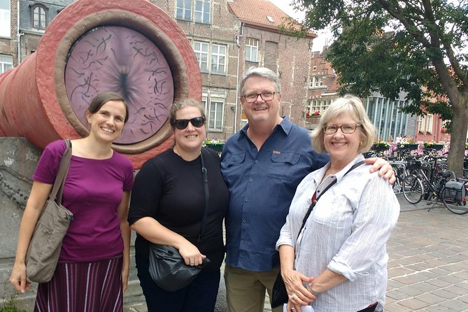 Walking food tour: Introduction to Ghent through food - The medieval towers and the Ghent Altarpiece