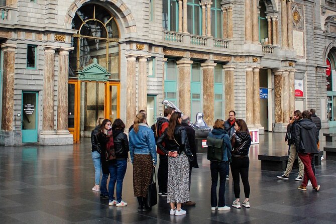 Walking Tour: Highlights of Antwerp - Vlaeykensgang, a quiet turn off the main streets