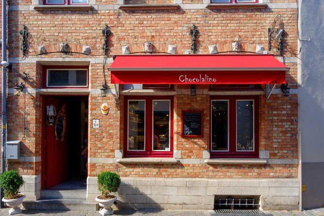 Walking tour of Bruges with boat option and/or beer tasting - How good is the guiding?