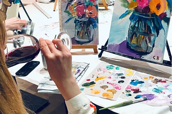 Wine and Painting Workshop Experience in Brussels - Starting with a photo reference, not a blank page